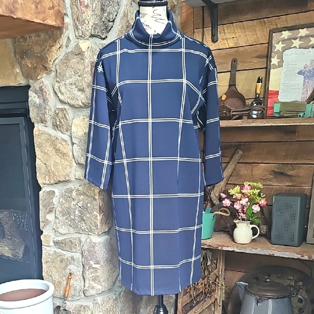 LOFT TUNIC DRESS - Picture 2 of 13